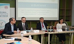 кръгла-маса-с-международно-участие-търсещи-знание-път-към-финансова-грамотност-