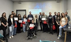 осем-наши-студенти-успешно-завършиха-единствената-по-рода-си-kaufland-data-acade