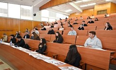 общ-конкурсен-изпит-по-математика-във-формат-на-дзи-се-проведе-за-втори-път-тази