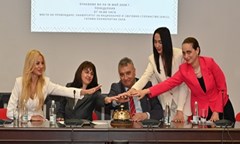 форум-между-символика-и-реалност-жените-като-субекти-на-властта-се-проведе-в-уни