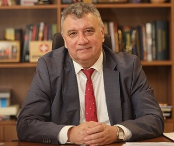  Ректорът на УНСС проф. д-р Димитър Димитров: Премиери, министри, дори председателката на МВФ са завършили УНСС – това трябва да носи точки в световните рейтинги