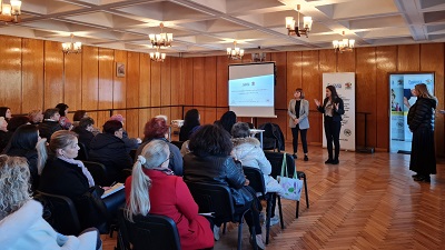 Доц. д-р Александър Христов, УНСС, беше лектор в обучения за жени лидери по проект "Събери сили и кажи STOP на насилието"