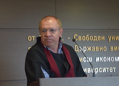 Доц. д-р Борислав Арнаудов, УНСС: Ако изберете катедра „Икономика на транспорта и енергетиката“ ще имате 100% реализация