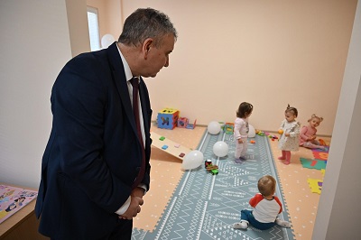 Втора детска стая ще бъде открита в студентските общежития на УНСС