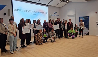 Лектори от УНСС участваха в най-голямата европейска програма за социално предприемачество за млади хора – Social Impact Award