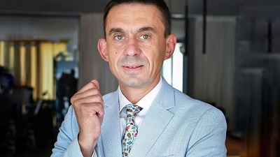 Доц. д-р Александър Христов, УНСС: ПР, човек, изкуствен интелект