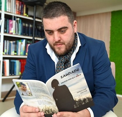 Гл. ас. д-р Любослав Костов, УНСС, който с числата измерва света, а с поезията го усеща