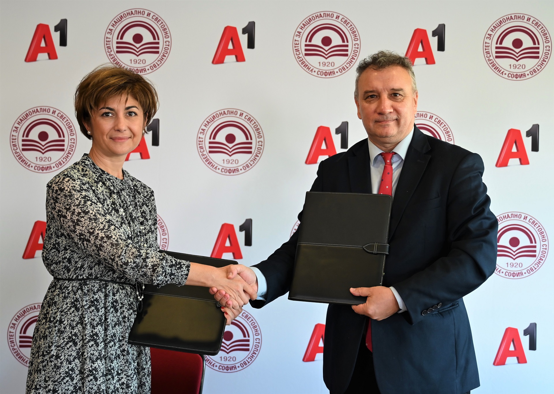 А1 стана официален партньор на УНСС