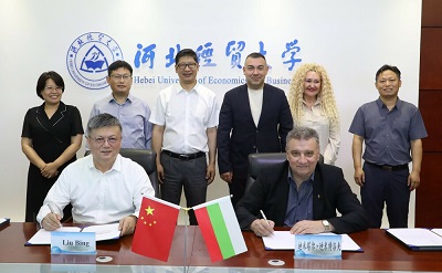 Делегация от УНСС посети водещ икономически университет в Китайската народна република