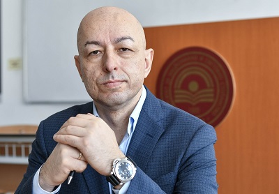 Доц .д-р Щерьо Ножаров, УНСС: Никой не печели от войната с митата